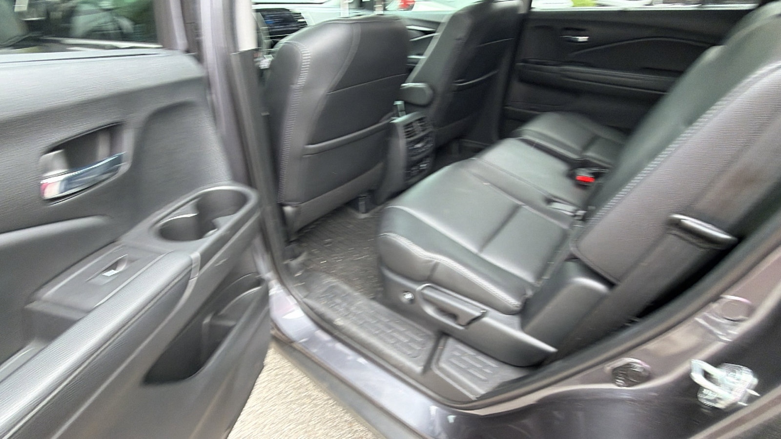 Used 2021 Honda Pilot Touring image 25