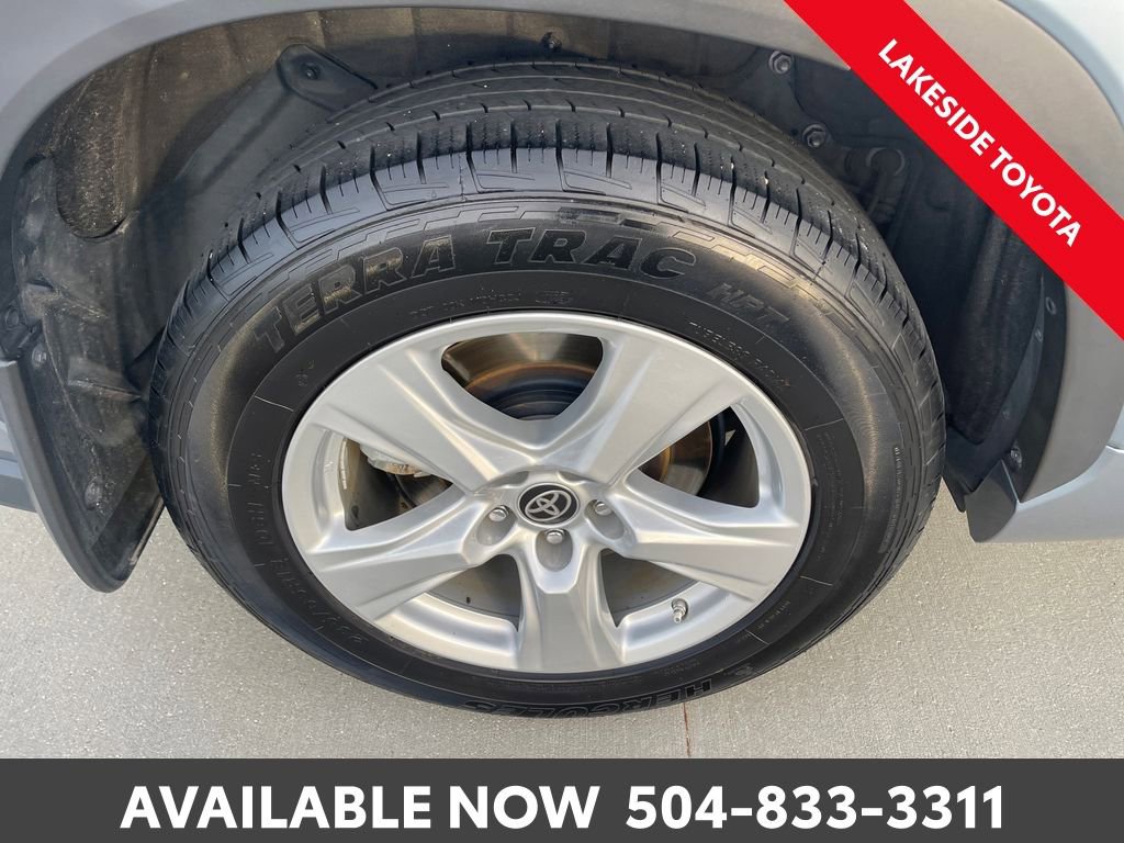 Used 2023 Toyota Highlander LE image 38
