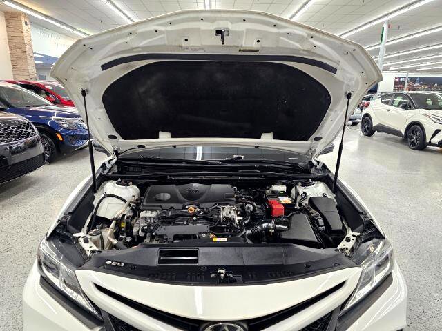 Used 2020 Toyota Camry SE image 36