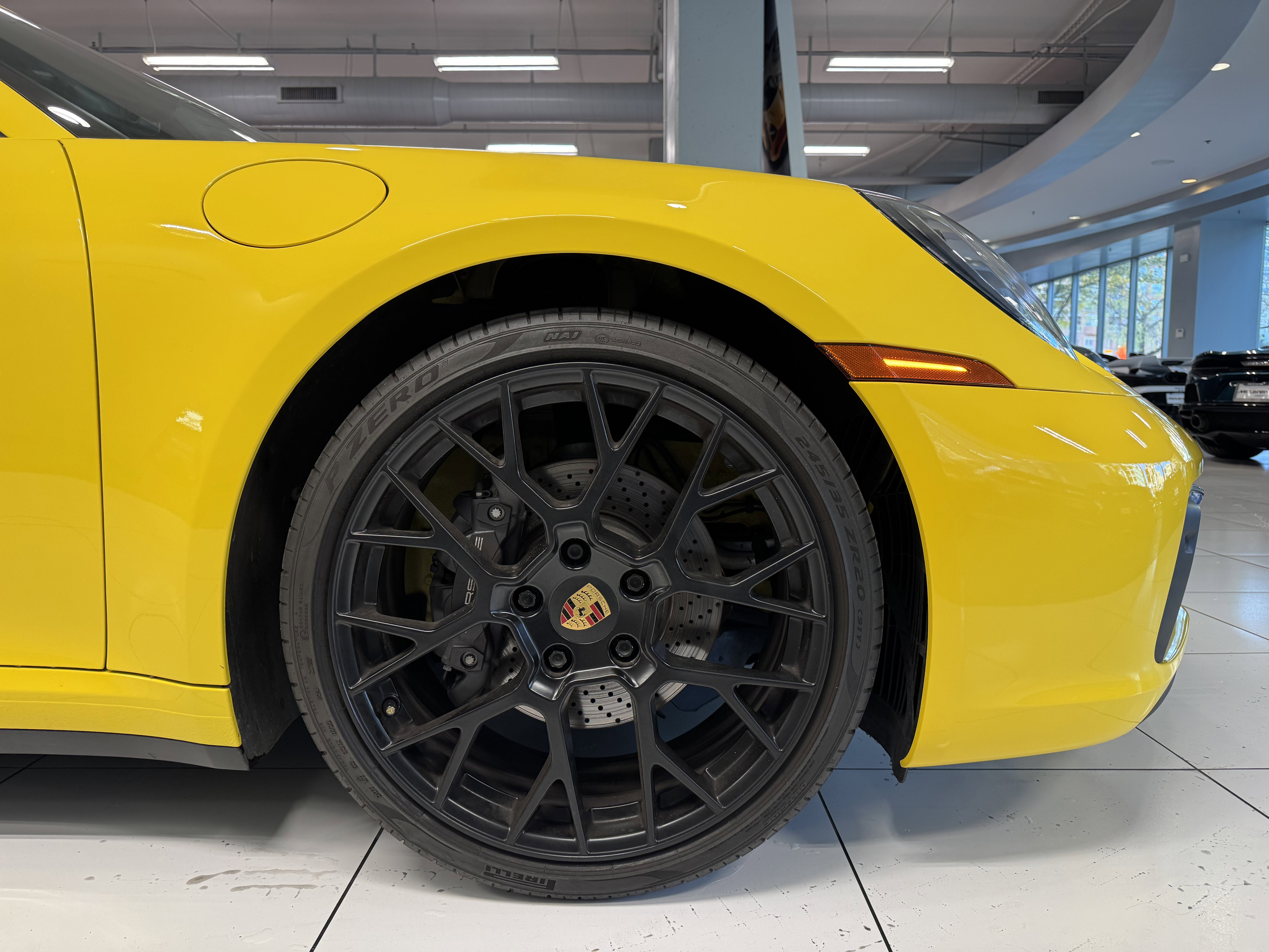 Used 2022 Porsche 911 Carrera image 12