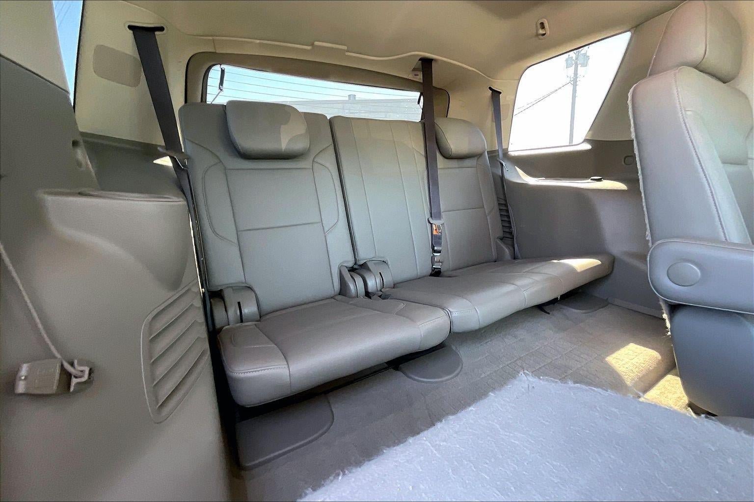 Used 2020 Chevrolet Tahoe Premier w/ Max Trailering Package AWD/4WD image 25