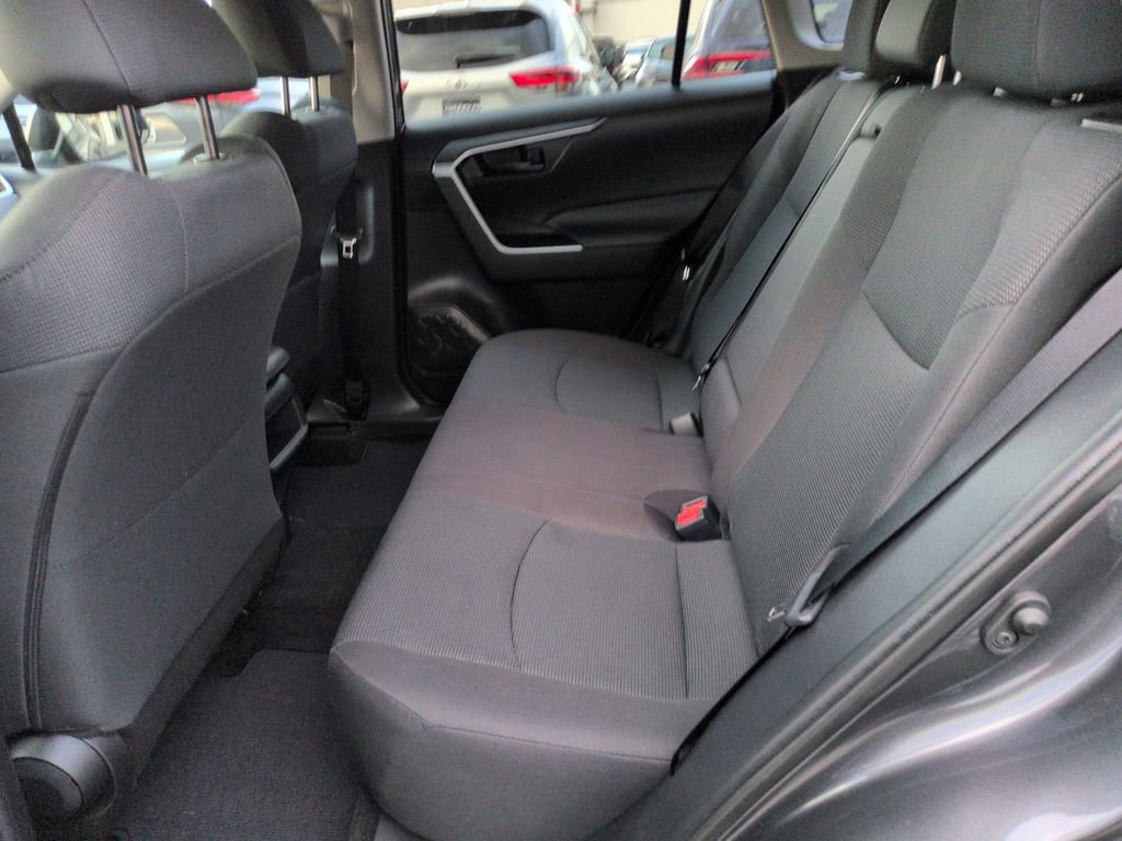 Certified 2021 Toyota RAV4 LE FWD image 25