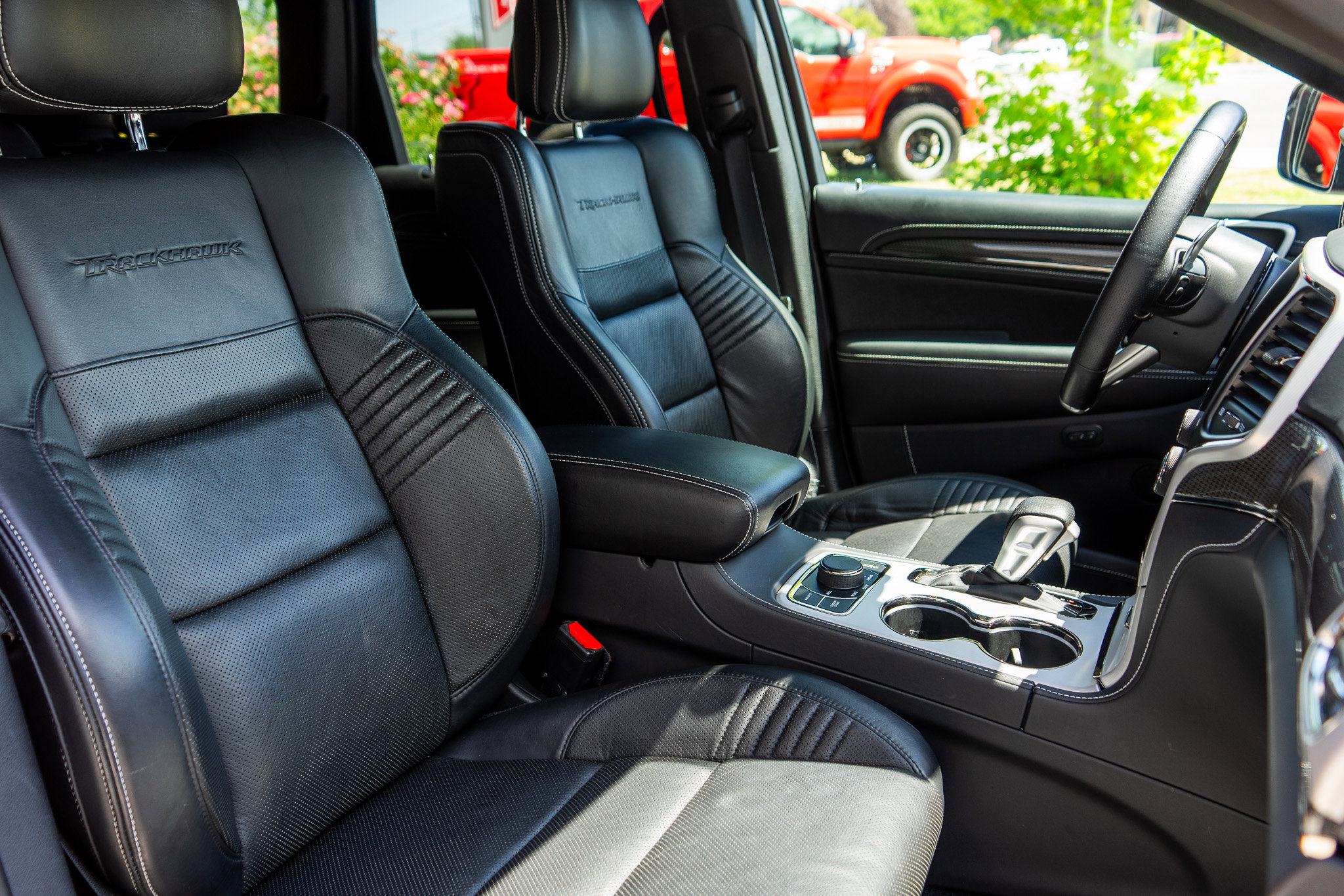 Used 2018 Jeep Grand Cherokee Trackhawk image 38