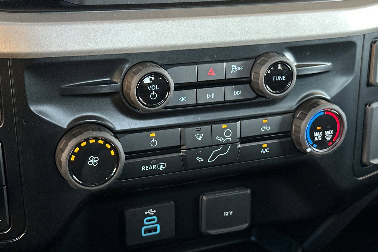 New 2026 Ford F350 XLT image 18