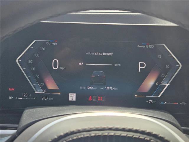 Certified 2025 BMW X7 xDrive40i w/ M Sport Package AWD/4WD image 15