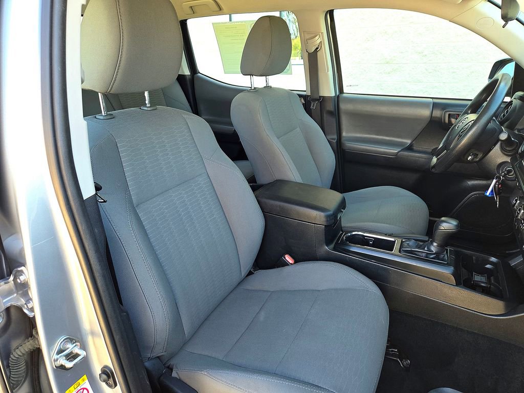 Used 2018 Toyota Tacoma SR w/ SR Convenience Package image 23