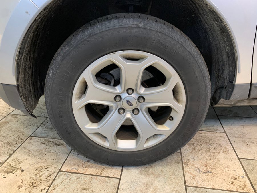 Used 2014 Ford Edge SE w/ Equipment Group 101A AWD/4WD image 12