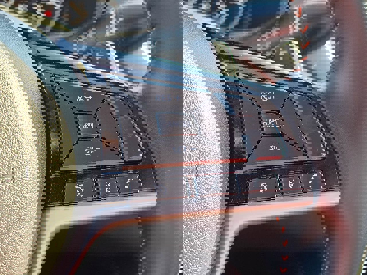 Used 2025 Nissan Altima 2.5 SR FWD image 21