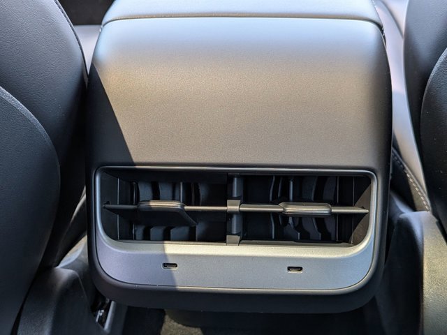 Used 2021 Tesla Model 3 Long Range image 17