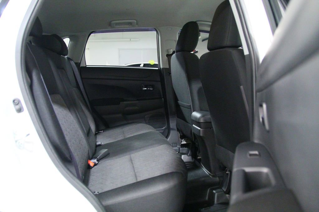 Used 2021 Mitsubishi Outlander Sport LE image 24