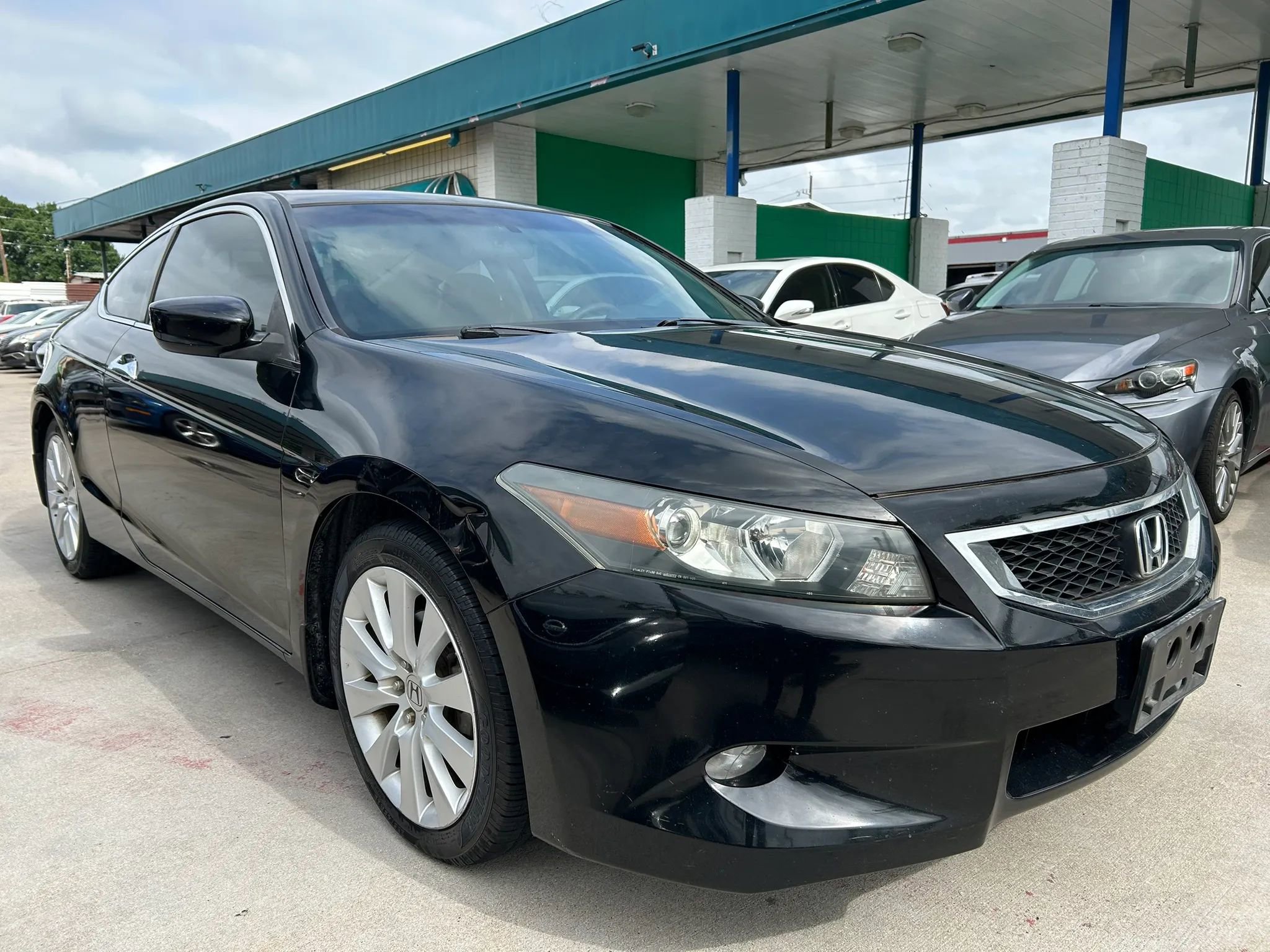 Used 2010 Honda Accord EX-L image 7
