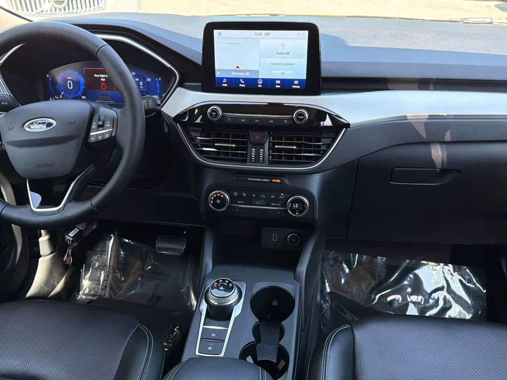 Used 2020 Ford Escape SE Sport FWD image 13