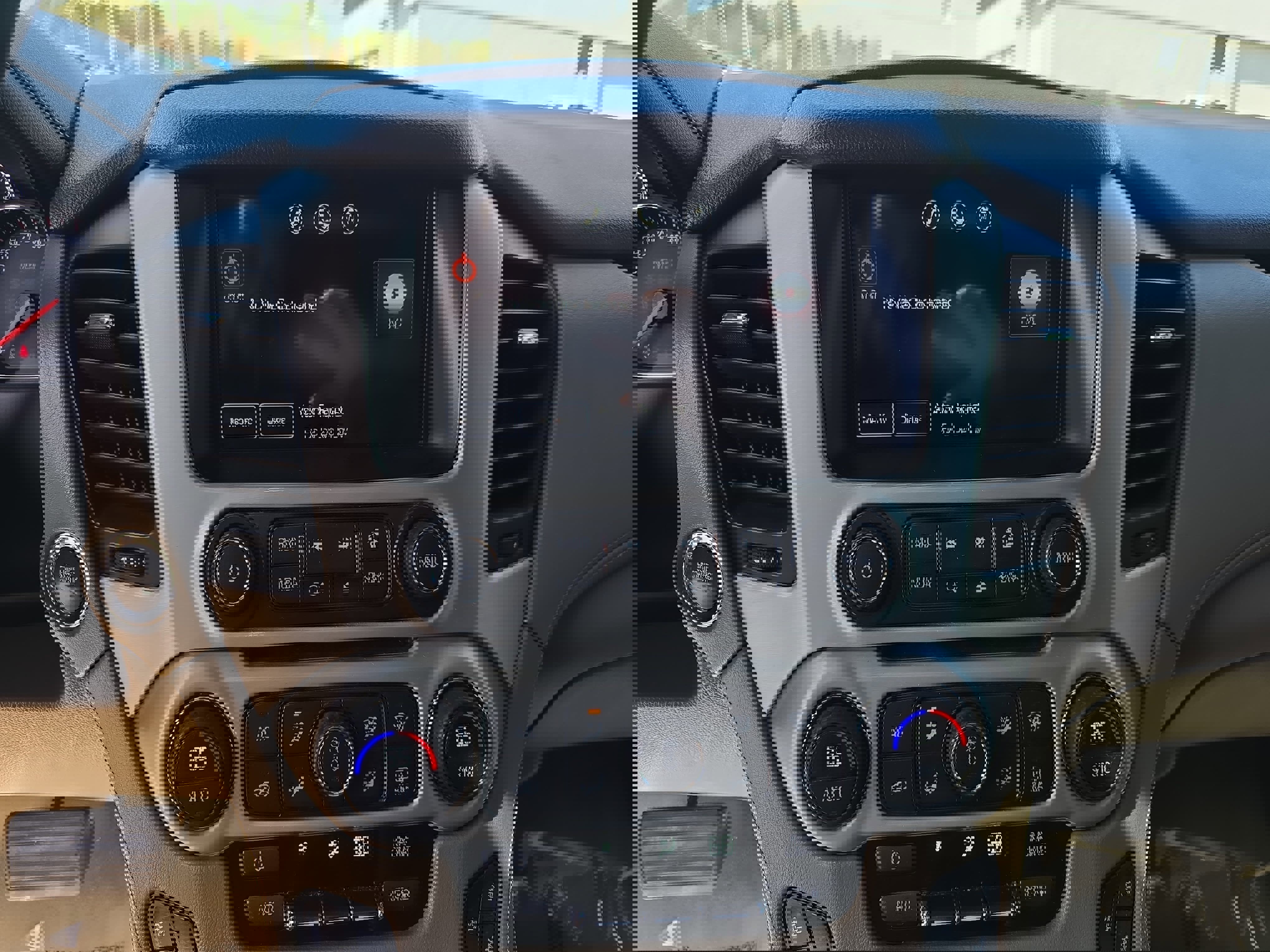 Used 2015 GMC Yukon XL SLT w/ Open Road Package image 24