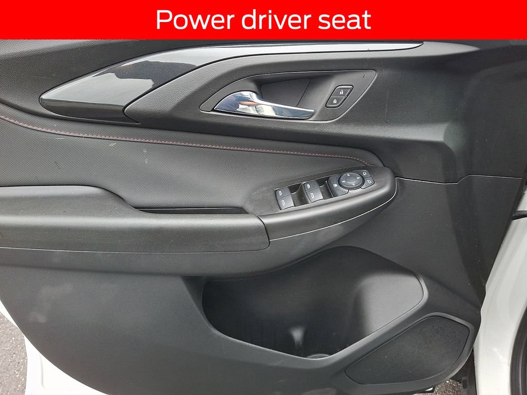Used 2023 Chevrolet TrailBlazer RS AWD/4WD image 12