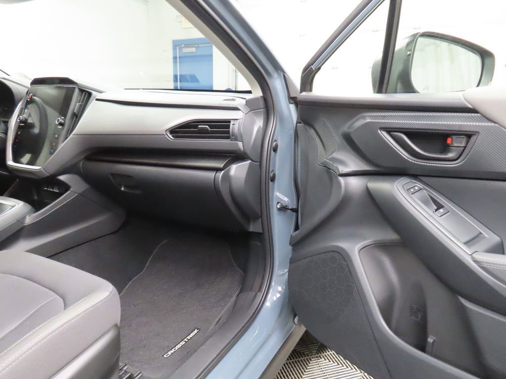 Used 2025 Subaru Crosstrek 2.0i Premium AWD/4WD image 23
