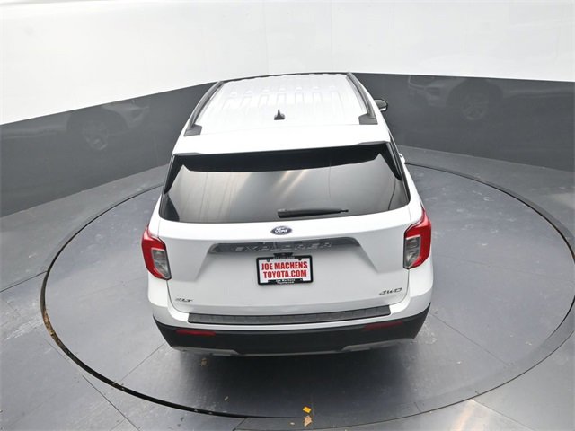 Used 2023 Ford Explorer XLT w/ Equipment Group 202A image 24