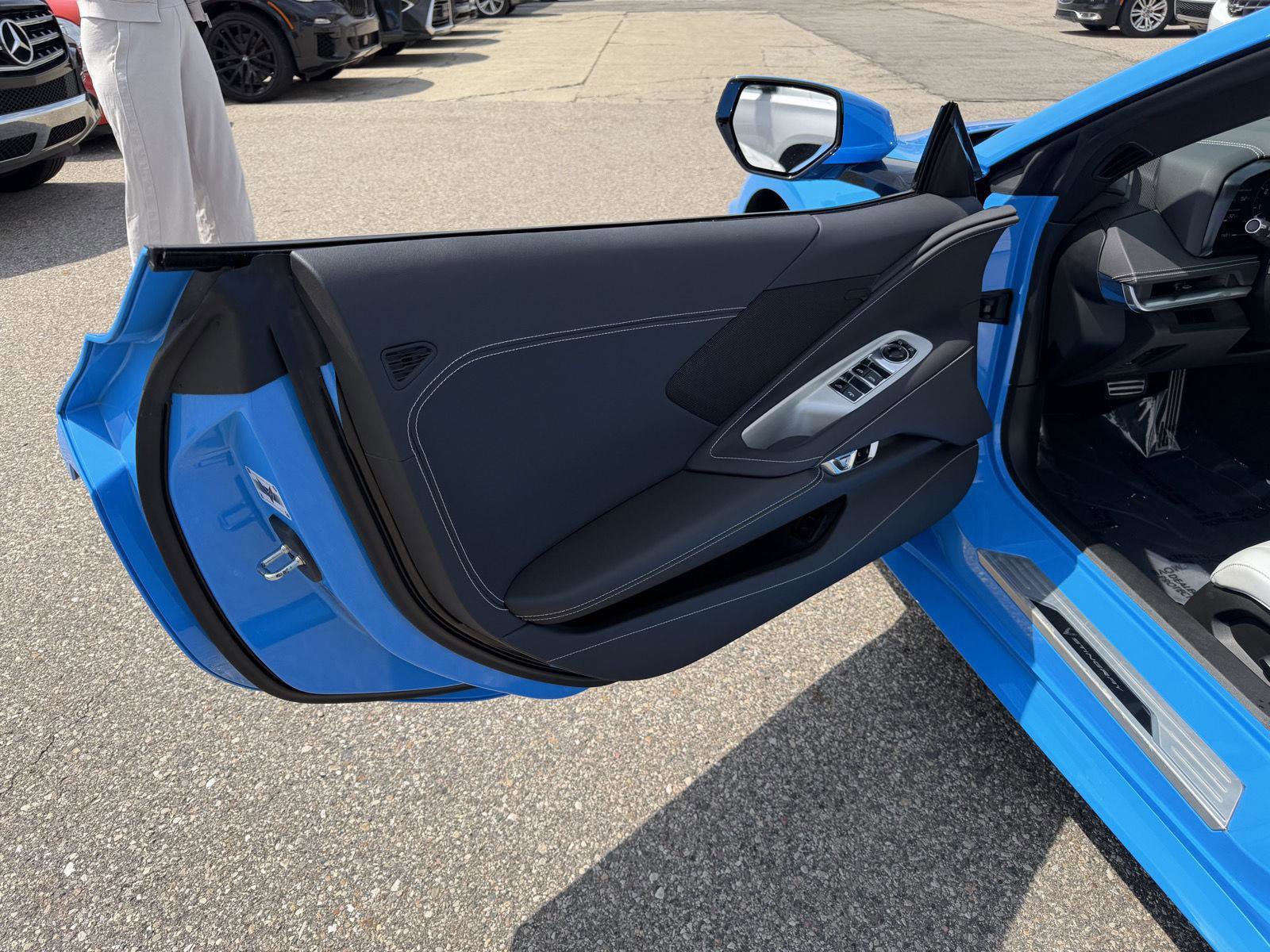 Used 2023 Chevrolet Corvette Stingray Convertible w/ Battery Protection Package RWD image 18