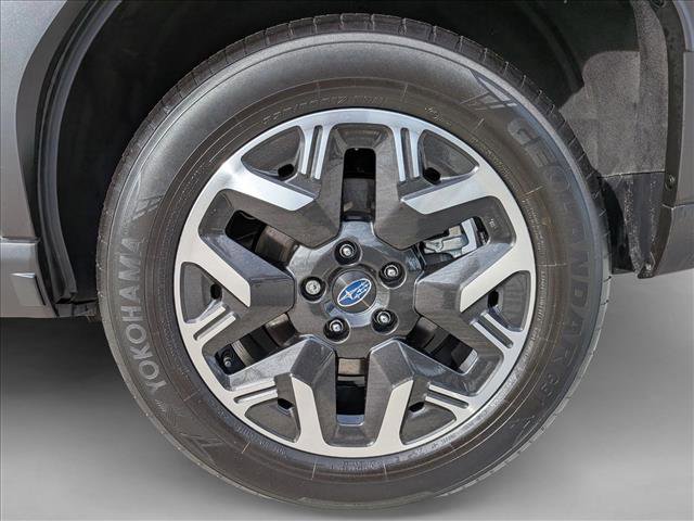 Used 2025 Subaru Forester Premium image 22