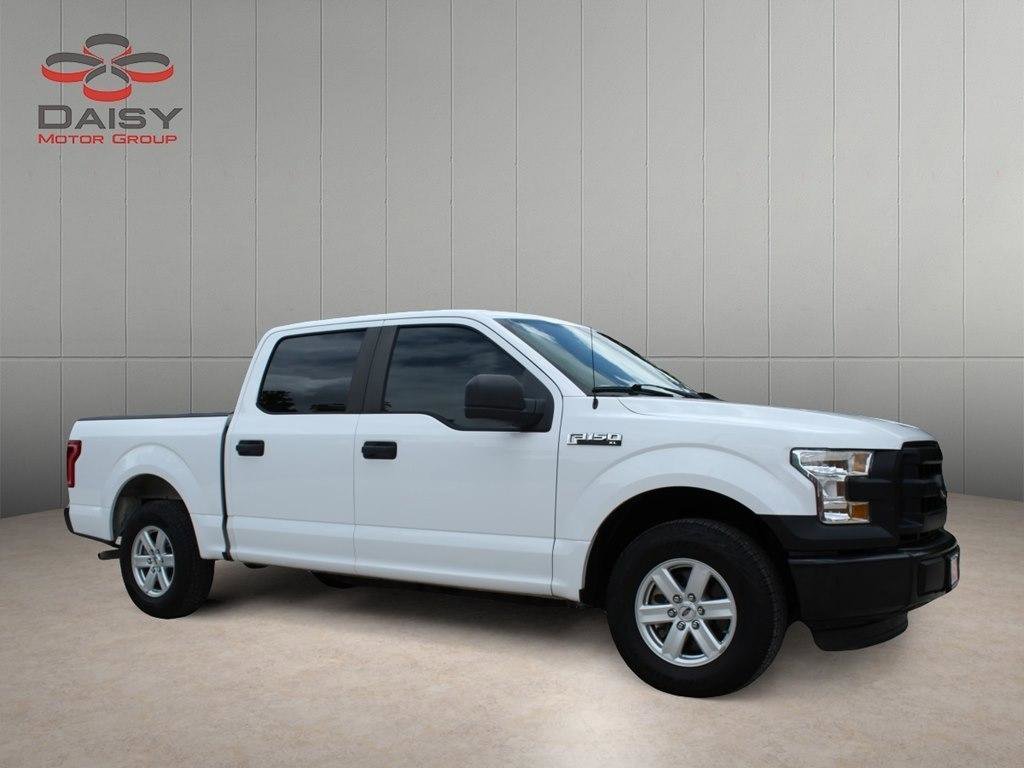 Used 2016 Ford F150 XL w/ Equipment Group 101A Mid RWD image 3