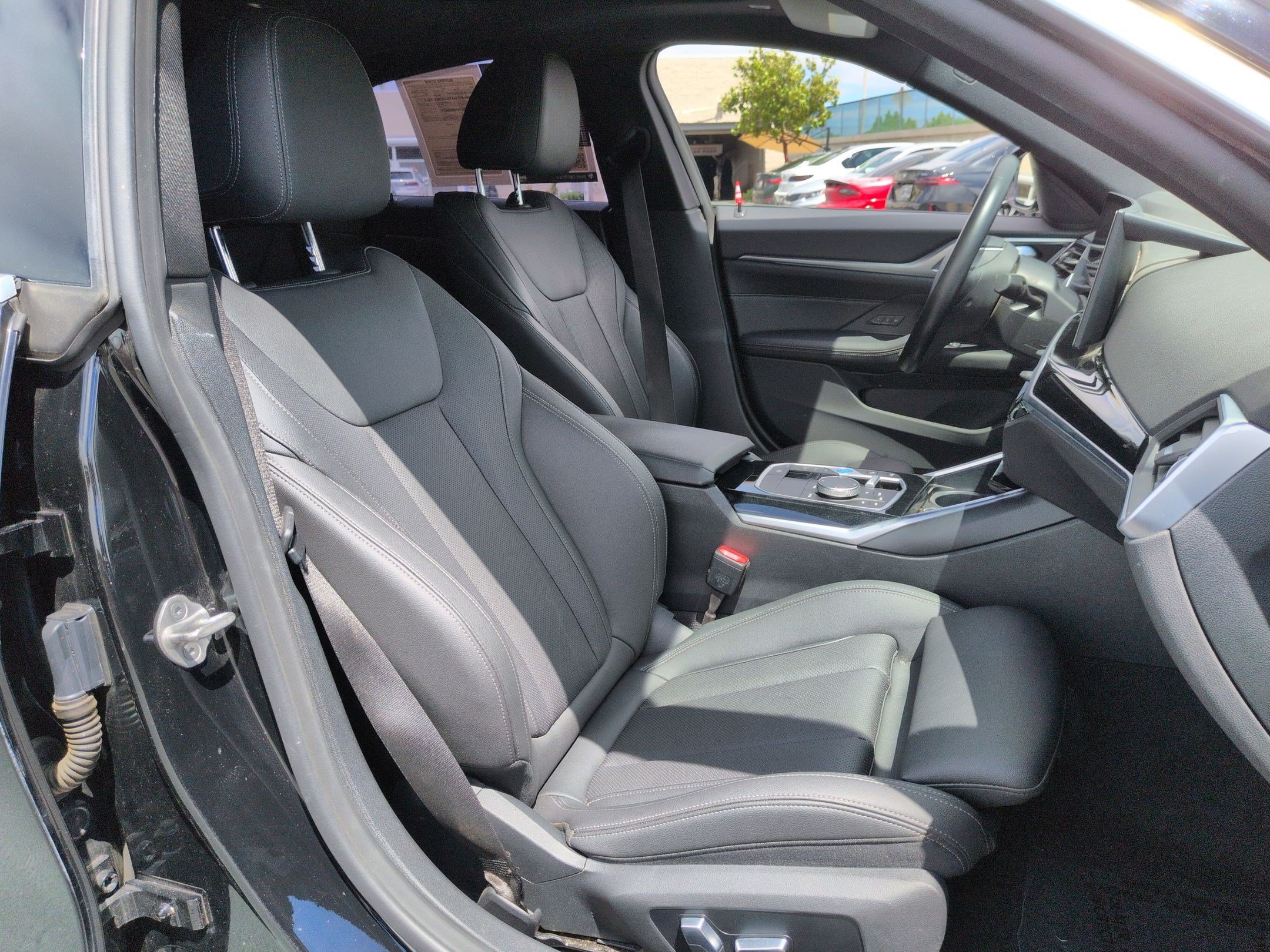 Used 2023 BMW i4 eDrive35 RWD image 33