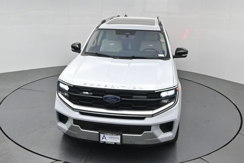 Used 2025 Ford Expedition Max Platinum AWD/4WD image 46