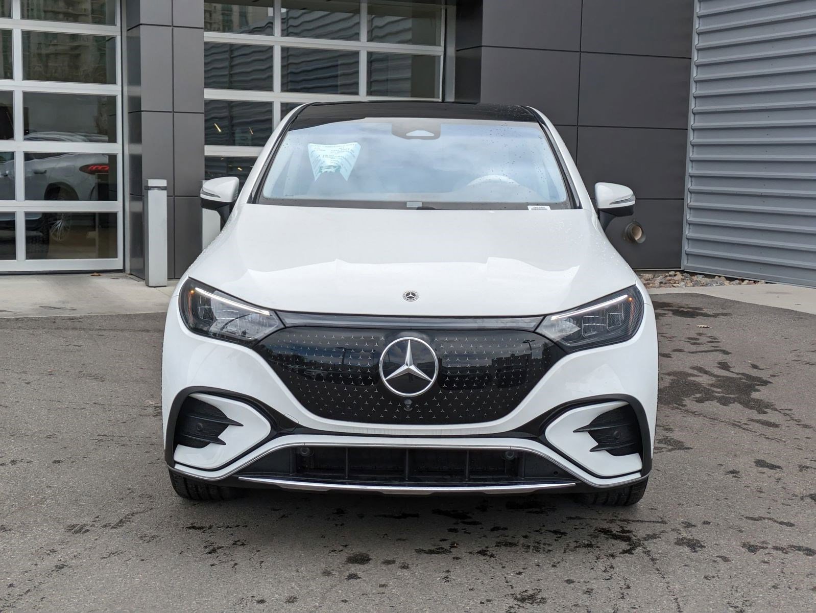 New 2025 Mercedes-Benz EQE 500 4MATIC SUV image 9