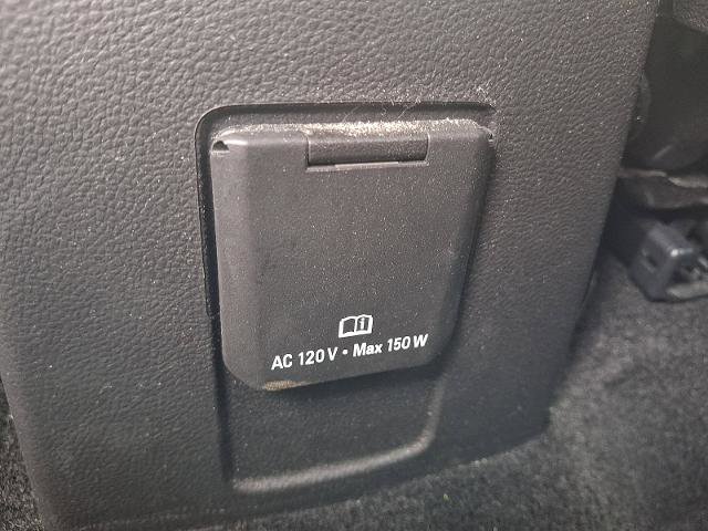 Used 2022 Chevrolet Trax LT w/ LT Convenience Package AWD/4WD image 12