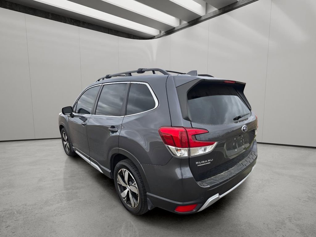 Used 2020 Subaru Forester Touring AWD/4WD image 3