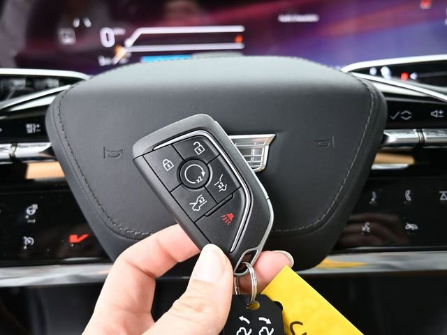 New 2025 Cadillac Escalade IQ Luxury 2 image 36