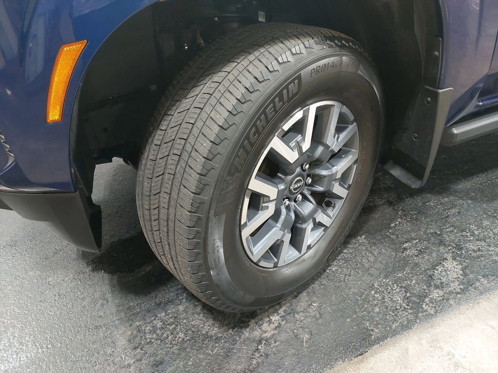Certified 2023 Nissan Frontier SV AWD/4WD image 32