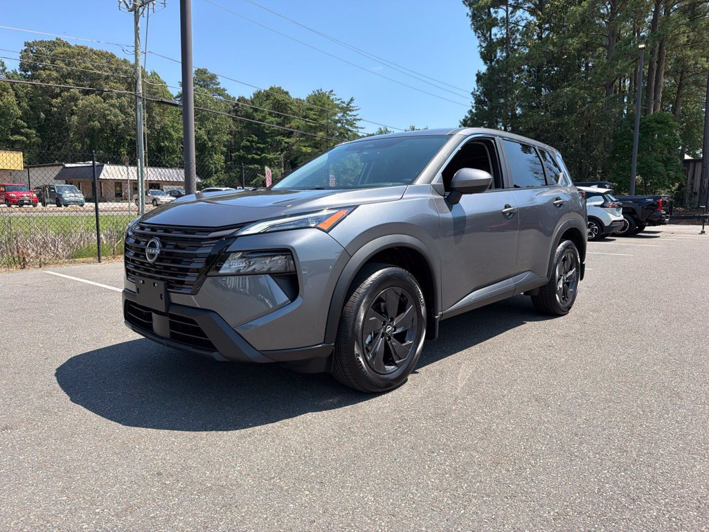 Used 2026 Nissan Rogue SV w/ Cold Weather Package AWD/4WD image 2