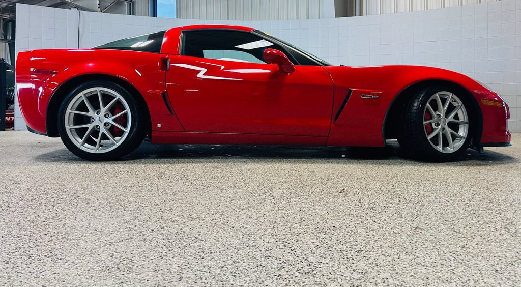 Used 2009 Chevrolet Corvette Z06 RWD image 7