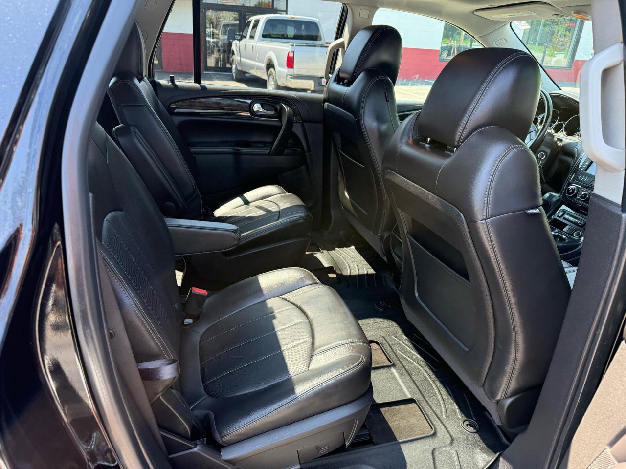 Used 2017 Buick Enclave Premium w/ Experience Buick Package AWD/4WD image 19