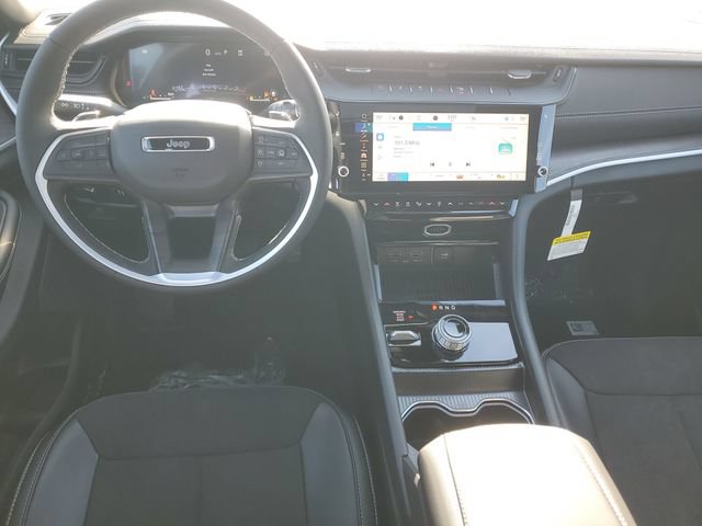 New 2026 Jeep Grand Cherokee Altitude AWD/4WD image 13