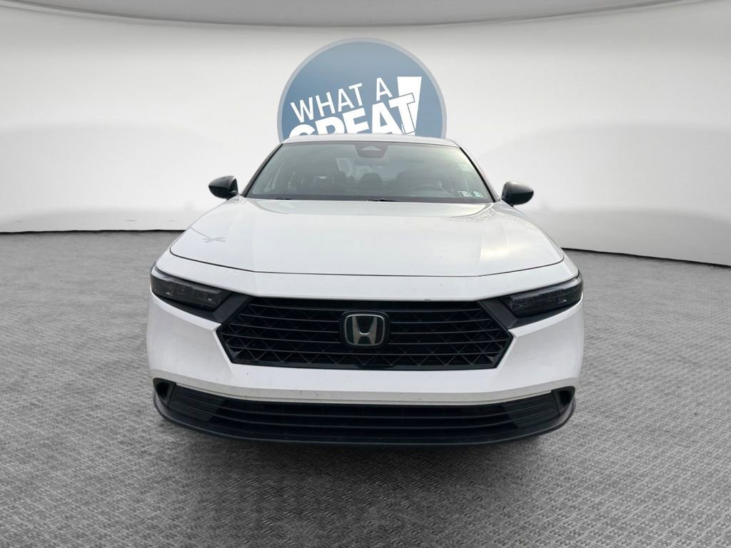 Used 2023 Honda Accord Sport image 9