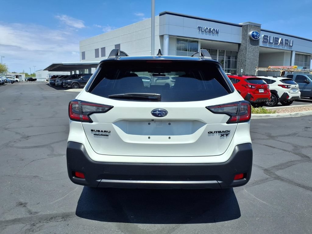 Used 2024 Subaru Outback Onyx Edition XT AWD/4WD image 11