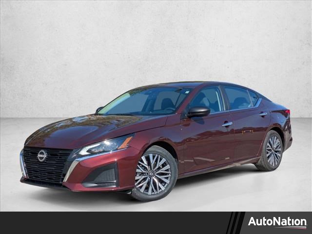 Used 2025 Nissan Altima 2.5 SV