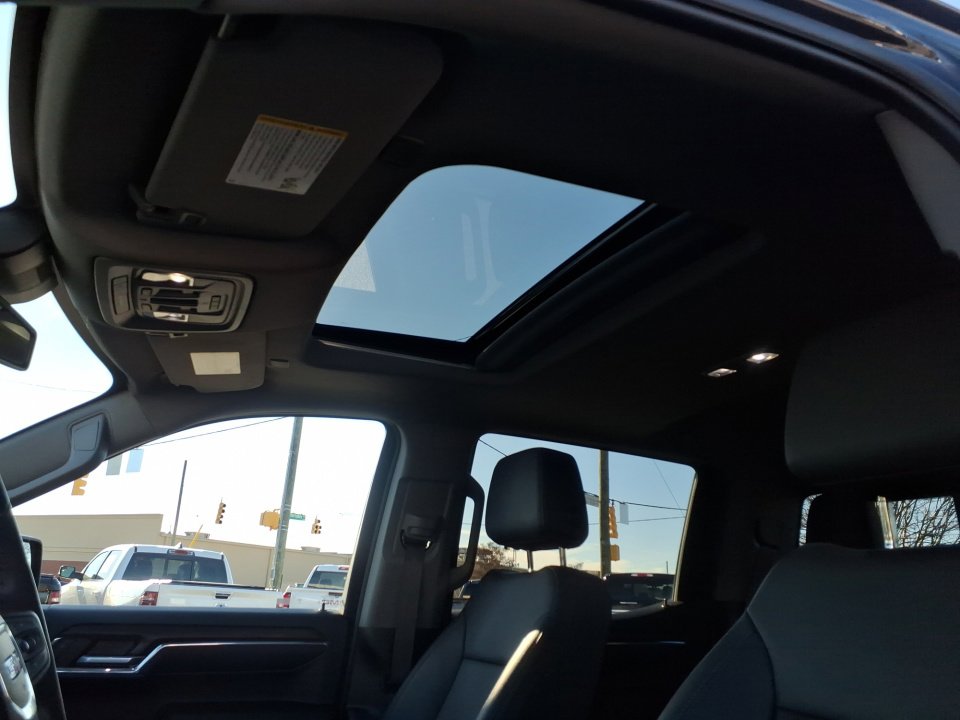 Used 2024 GMC Sierra 1500 SLT w/ SLT Premium Plus Package image 20