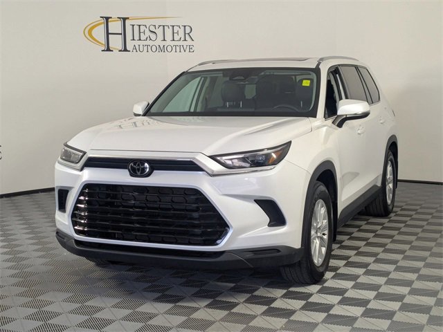 Used 2024 Toyota Grand Highlander XLE image 4