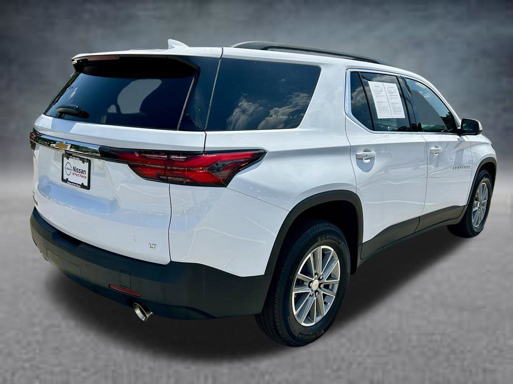 Used 2023 Chevrolet Traverse LT FWD image 5