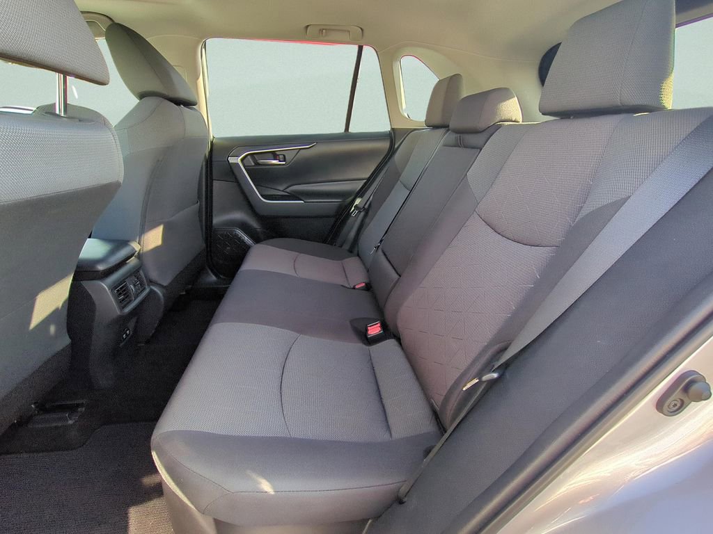 Used 2019 Toyota RAV4 XLE w/ Convenience Package image 21
