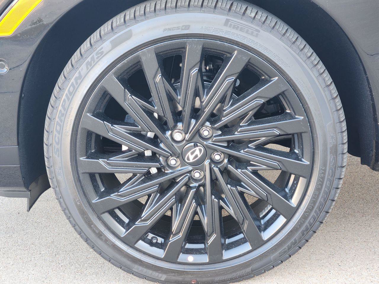 New 2027 Hyundai Santa Fe Calligraphy FWD image 7