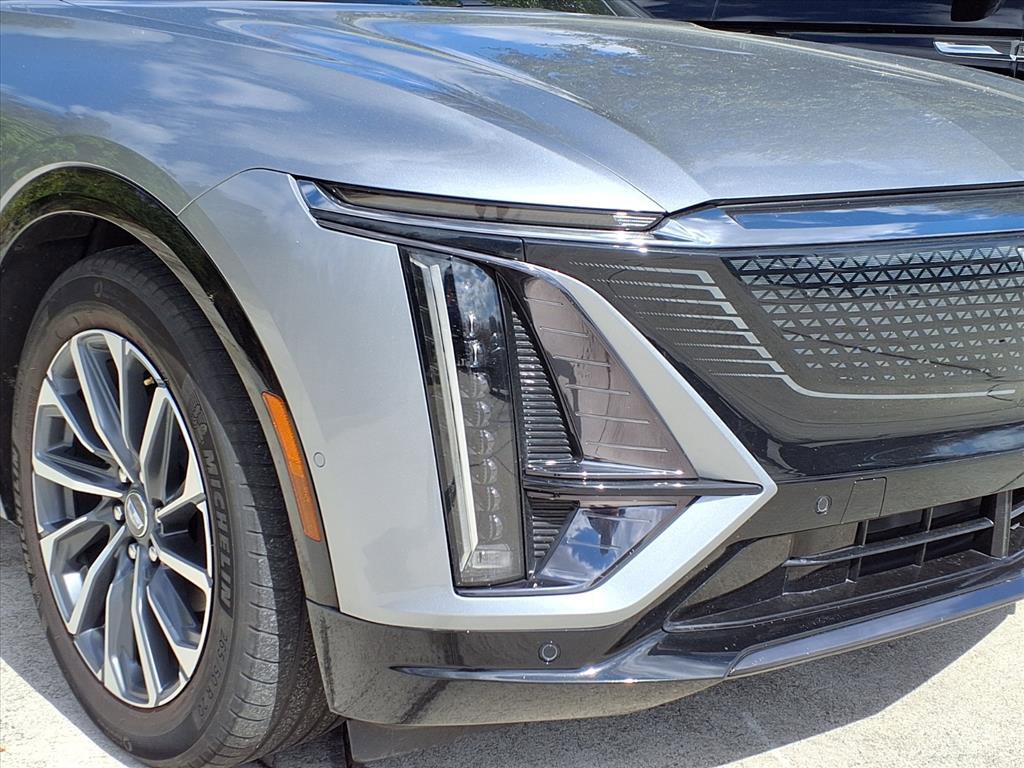 Certified 2024 Cadillac Lyriq Sport image 14
