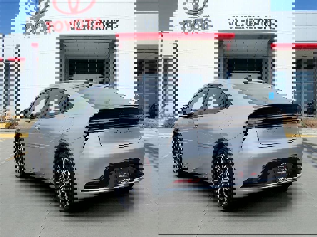 New 2026 Toyota Prius Plug-In Hybrid image 3