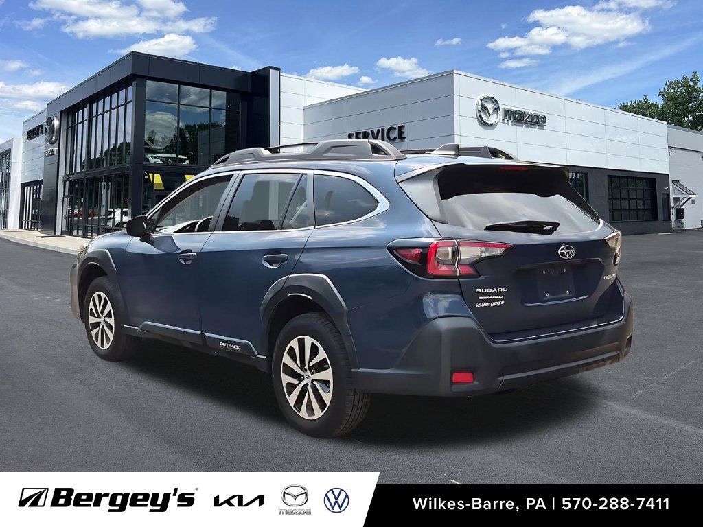 Used 2024 Subaru Outback Premium AWD/4WD image 16