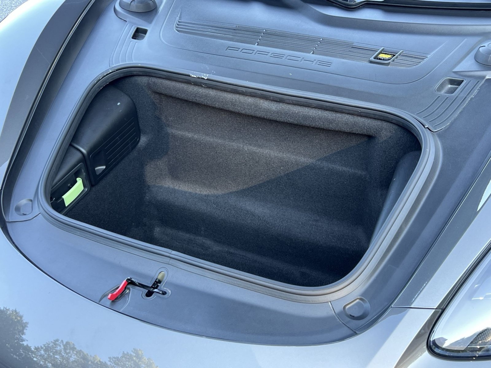 Used 2018 Porsche 718 Boxster RWD image 32