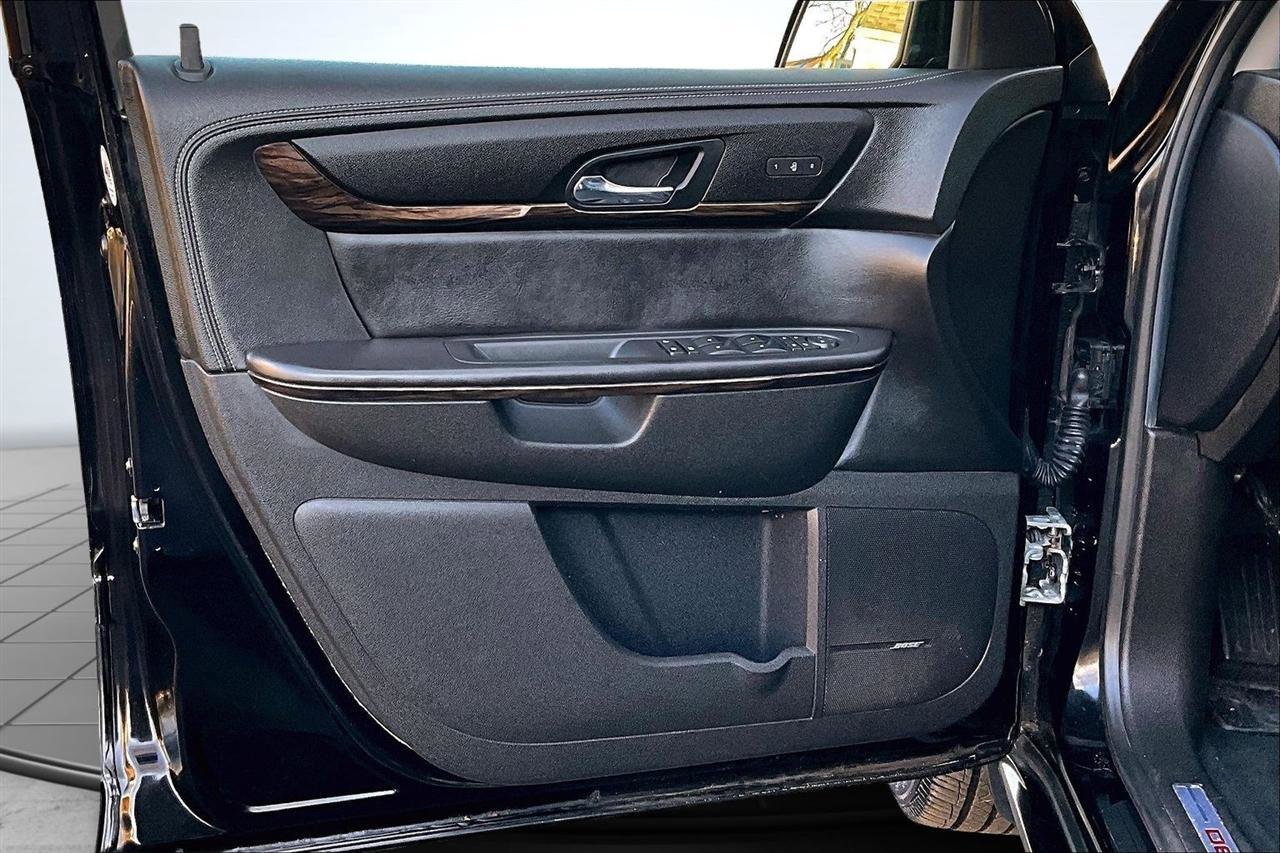 Used 2016 GMC Acadia Denali image 20