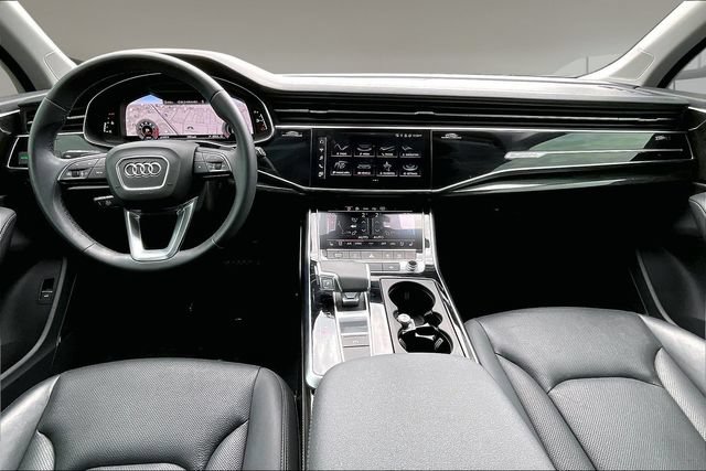 Used 2023 Audi Q7 3.0T Premium Plus AWD/4WD image 7