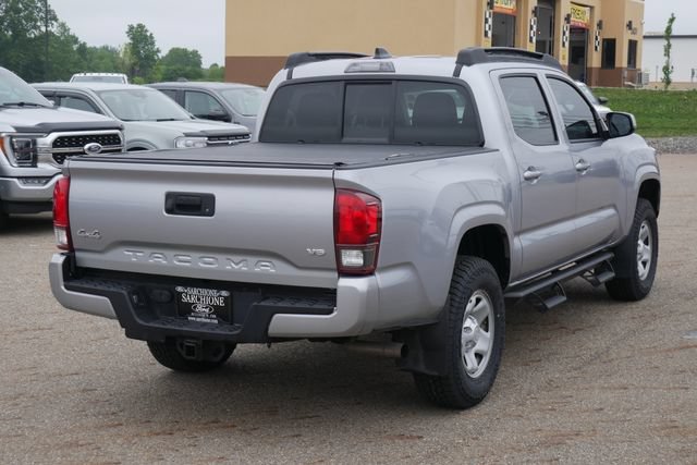 Used 2020 Toyota Tacoma SR AWD/4WD image 10