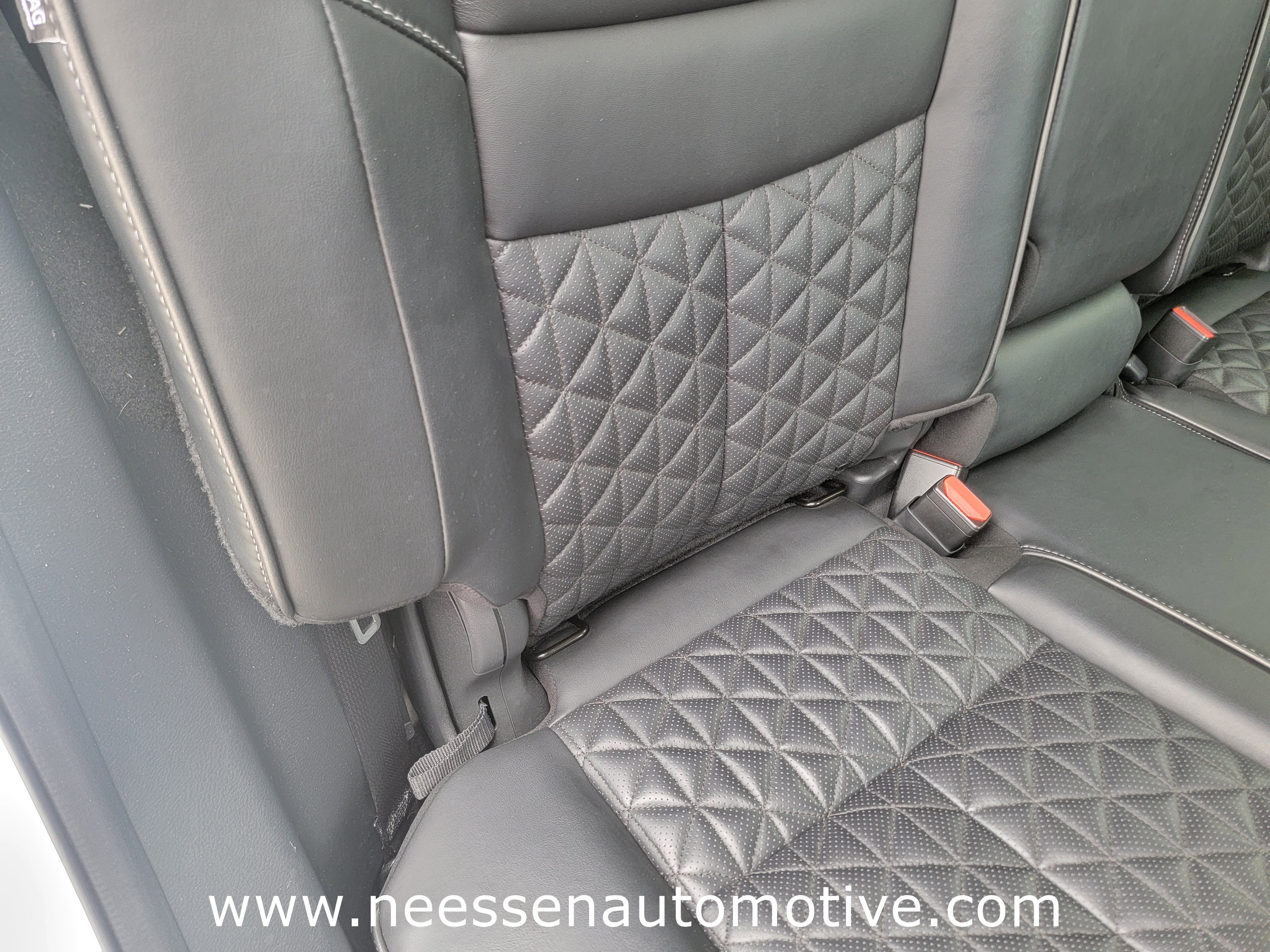 Used 2020 Nissan Murano Platinum w/ Cargo Package image 12